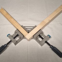 Etau d'angle menuisserie